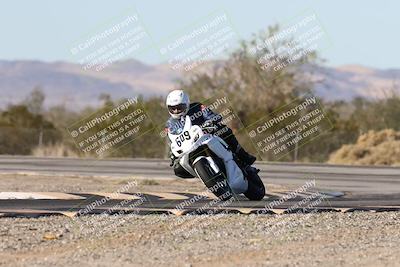 media/Dec-06-2025-CVMA (Sat) [[4a896cc04c]]/Race 8- Formula 40 MW and LW/